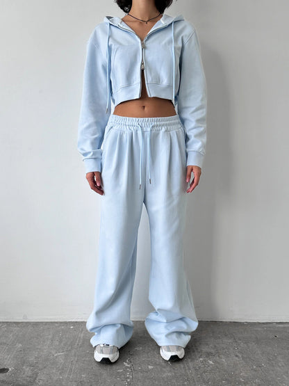 Casual cropped hoodie set for women and relaxing jogger pants Chic und Stil