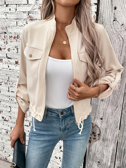 Veste utilitaire décontractée pour femmes avec des détails de haute qualité et un ourlet ajustable Chic und Stil