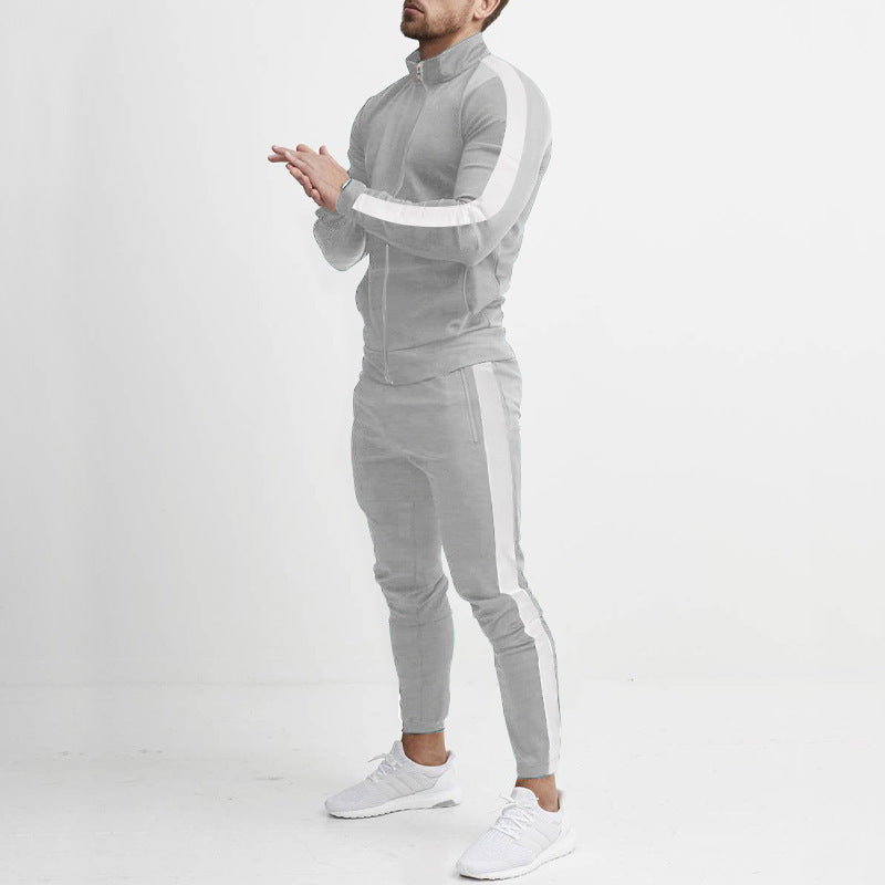 Costume de sport pour hommes avec poches zippées pratiques et matériau respirant Chic und Stil