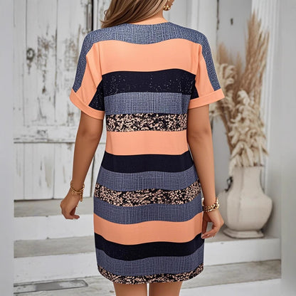 Robe de loisirs pour femmes avec motif rayé à la mode Chic und Stil
