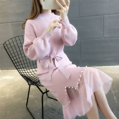 Robe tricotée élégante pour femmes avec ceinture à la taille et ourlet décoratif Chic und Stil