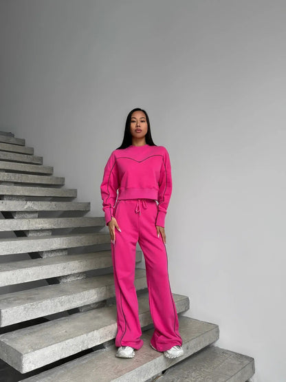 Stylish sweatshirt set for ladies and wide pants Chic und Stil