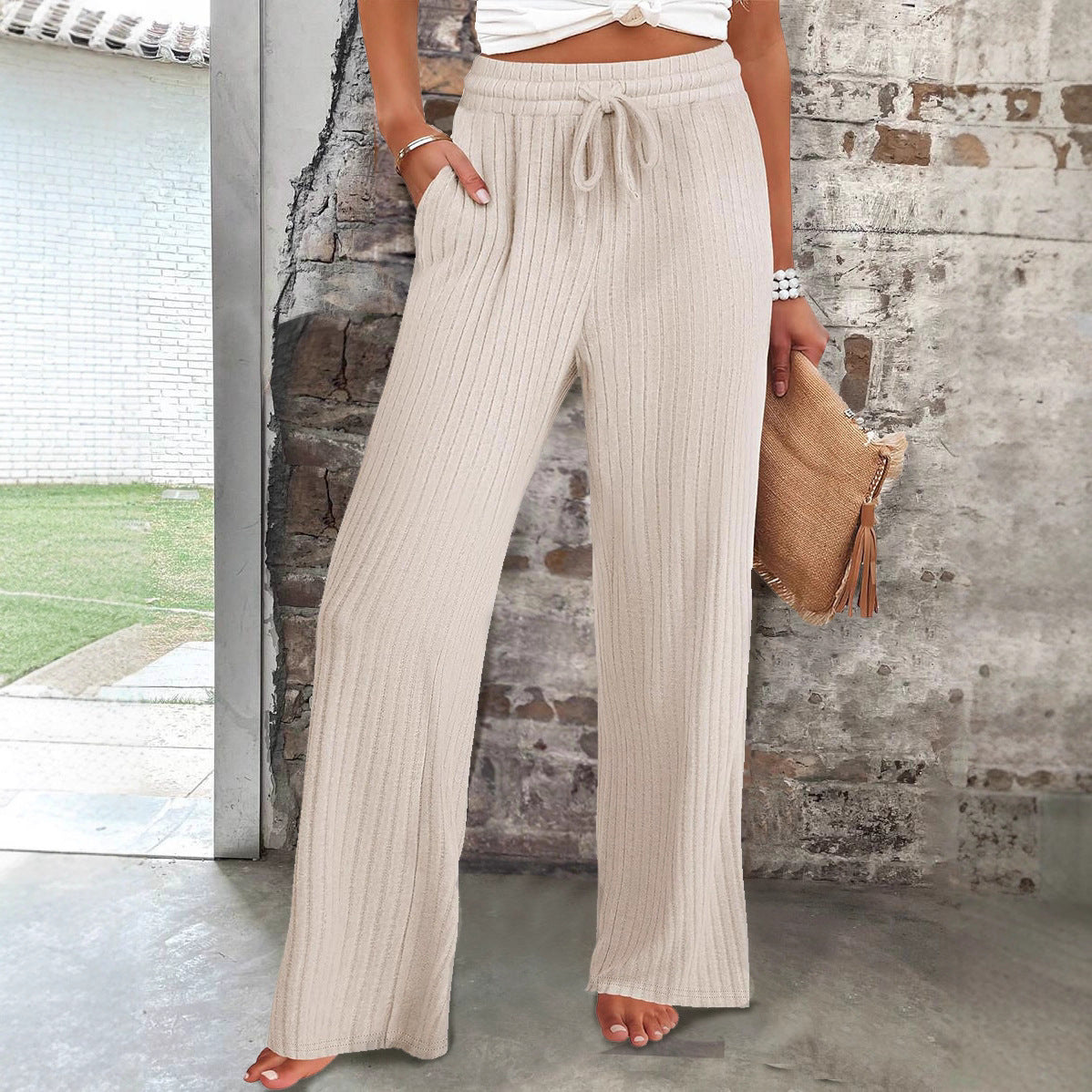 Wide ribbed knit pants for women with elastic waistband Chic und Stil