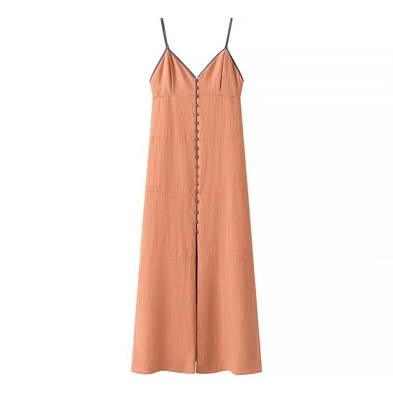 Robe maxi femme avec de fins détails de boutons et un délicat décolleté en V Chic und Stil