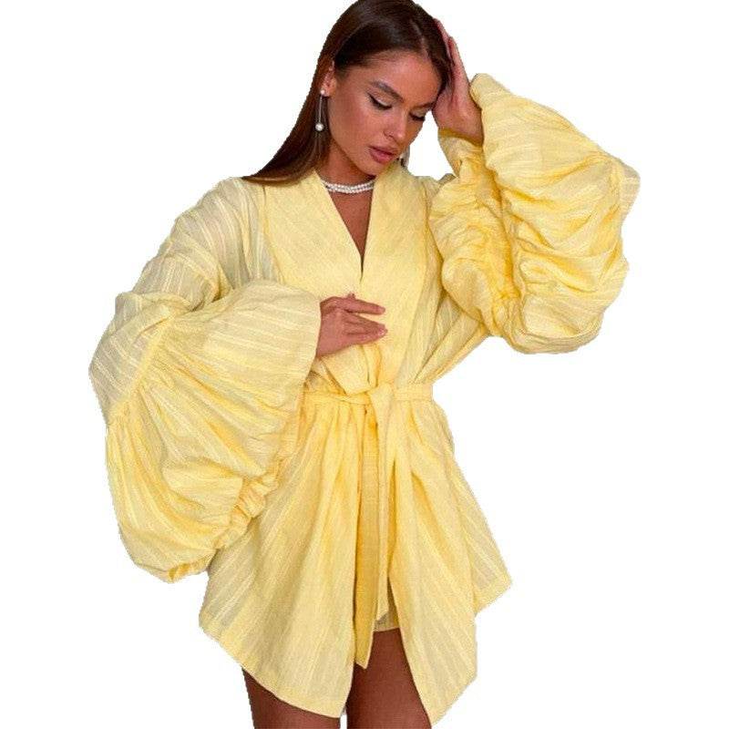 Dames élégant kimono avec des manches volumineuses Chic und Stil