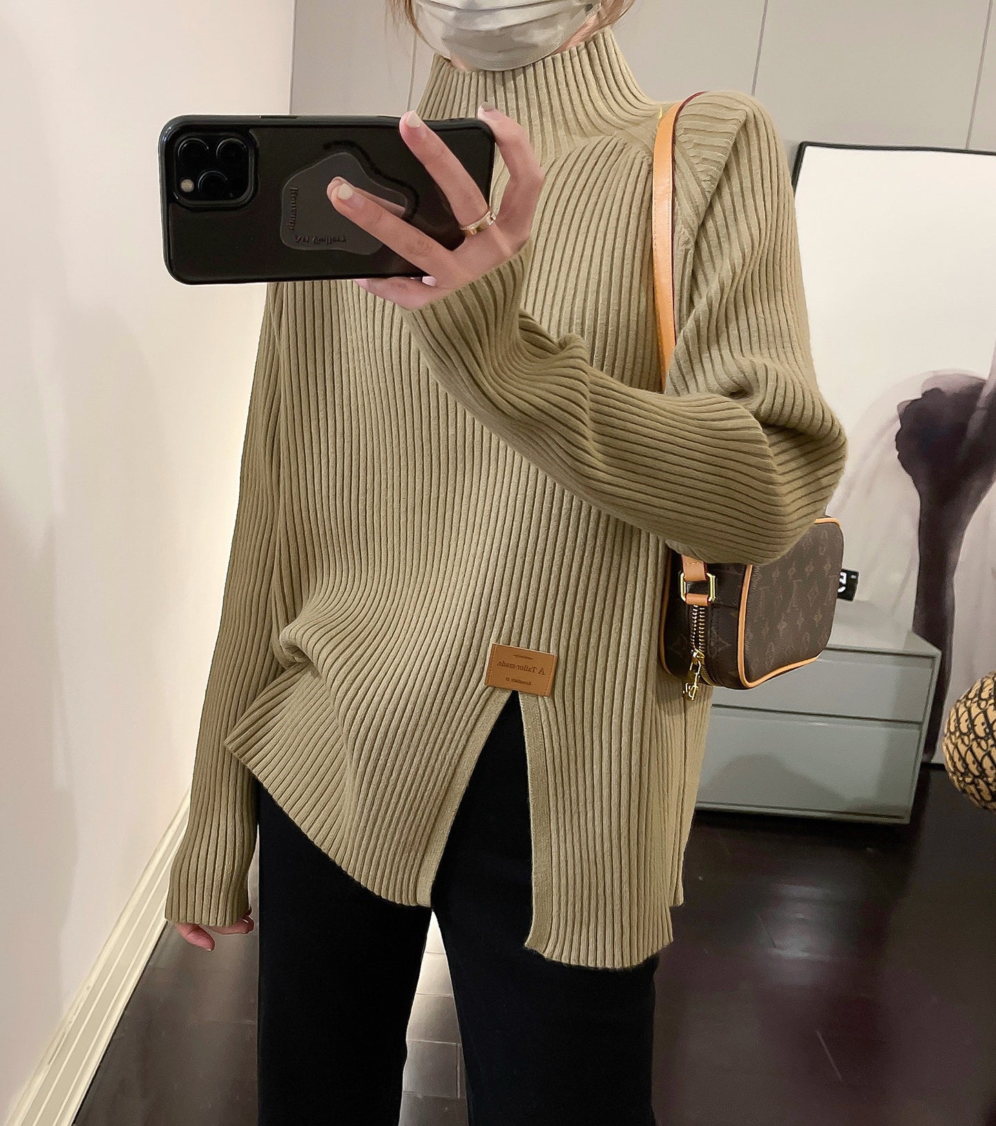 Dames Pull en Maille Moderne avec Col Montant et Coupe Asymétrique Chic und Stil