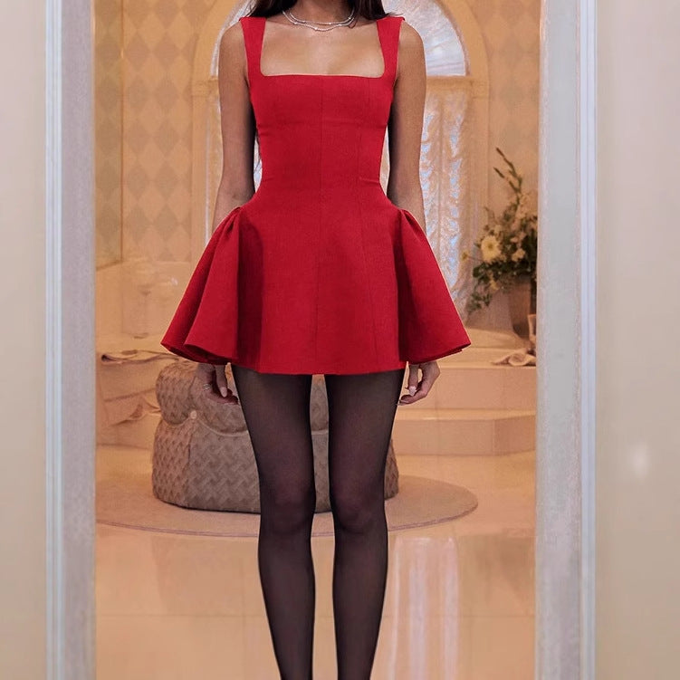 Dames Robe de soirée espiègle avec décolleté carré et ourlet volumineux Chic und Stil