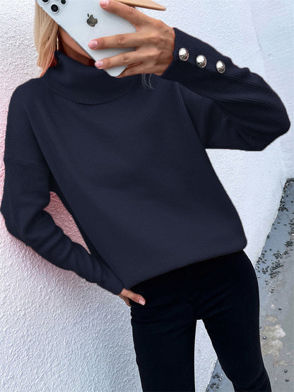Pull en tricot épais pour femmes avec col roulé et détail de bouton Chic und Stil