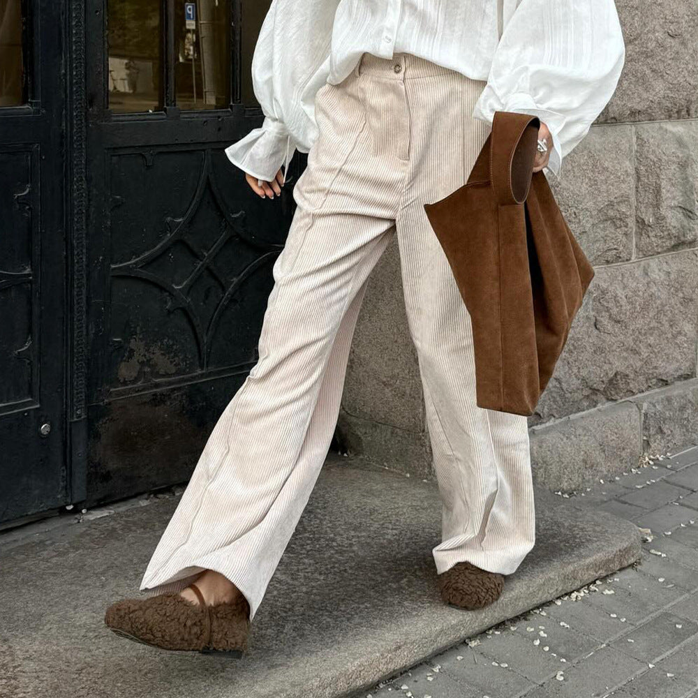 Chic and Style wide corduroy pants for women