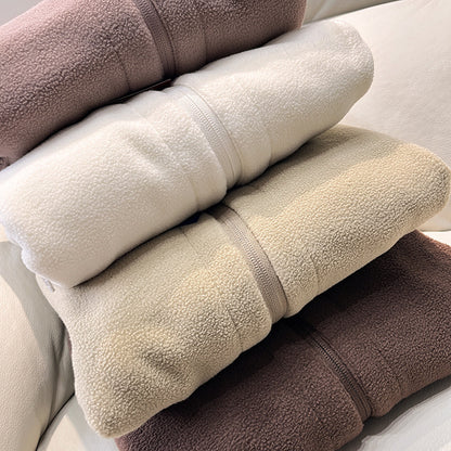 Veste en polaire pour femmes avec col haut et poches zippées sur les côtés Chic & Stil