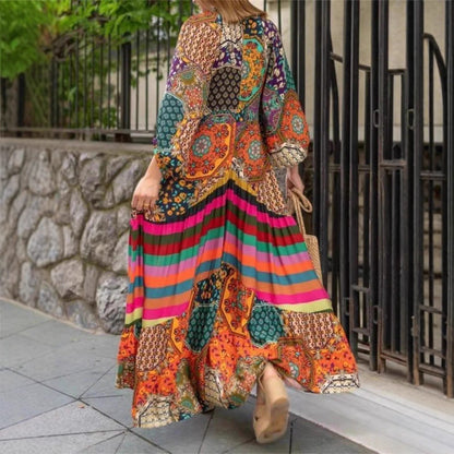 Robe maxi femme avec design en patchwork coloré et manches volumineuses Chic und Stil