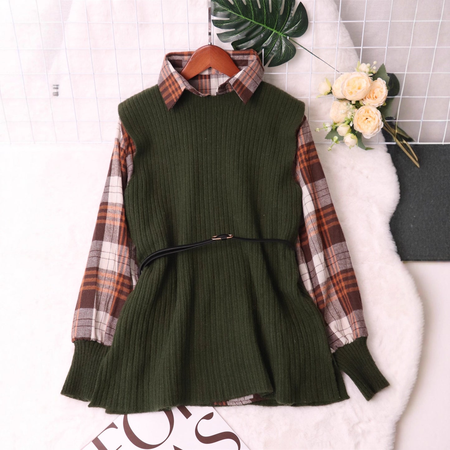 Pullunder féminin à détails de chemise Chic und Stil