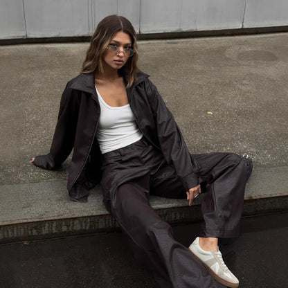 Casual synthetic leather set for women with oversized jacket and comfortable pants Chic and Style
