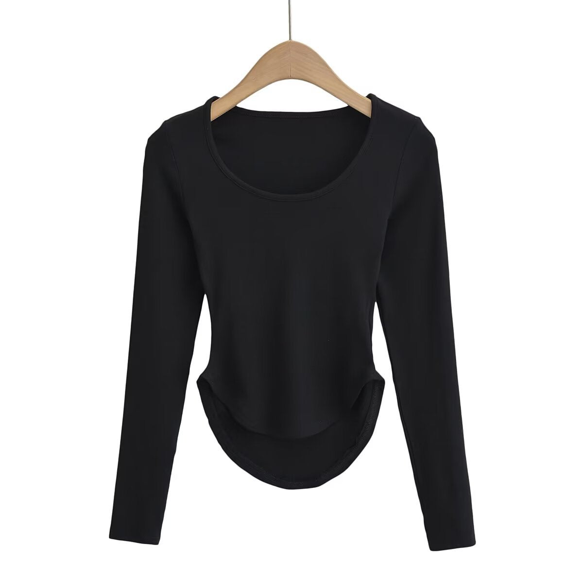 Chemise à manches longues pour femmes avec une coupe moderne et un ourlet arrondi Chic und Stil