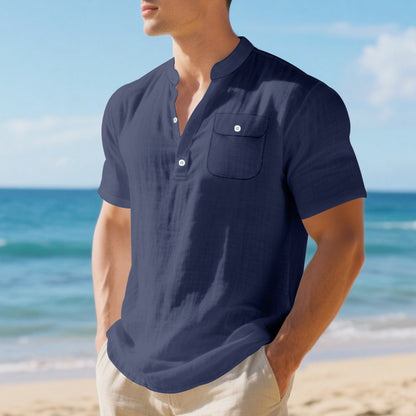Chemise à manches courtes pour hommes avec col Henley et poche poitrine pratique Chic und Stil