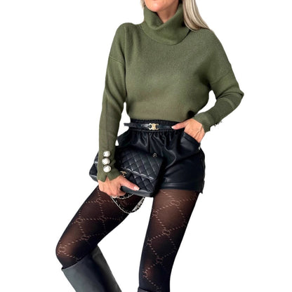 Pull en laine pour femmes avec col haut et boutons décoratifs Chic und Stil
