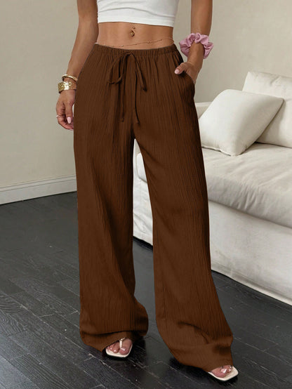 Loose linen pants for women with elastic waist and practical pockets Chic and Style