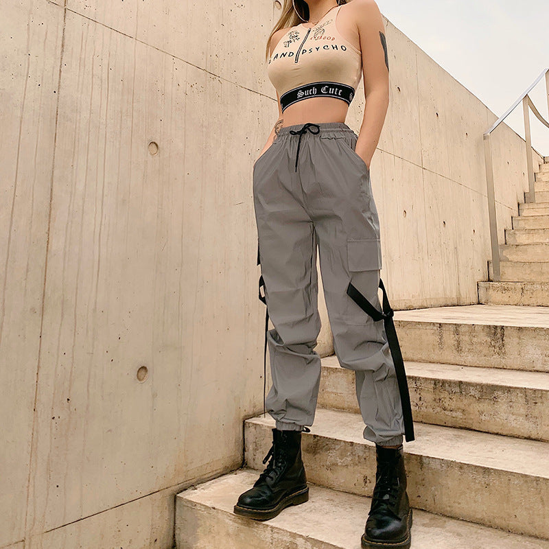 Women's cargo pants with utility pockets and adjustable waist Chic and Style