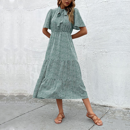 Robe maxi à volants pour femmes avec col à nœud Chic und Stil