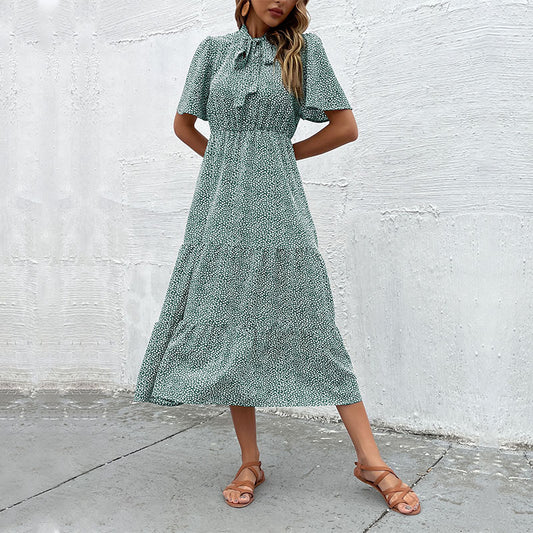 Robe maxi à volants pour femmes avec col à nœud Chic und Stil