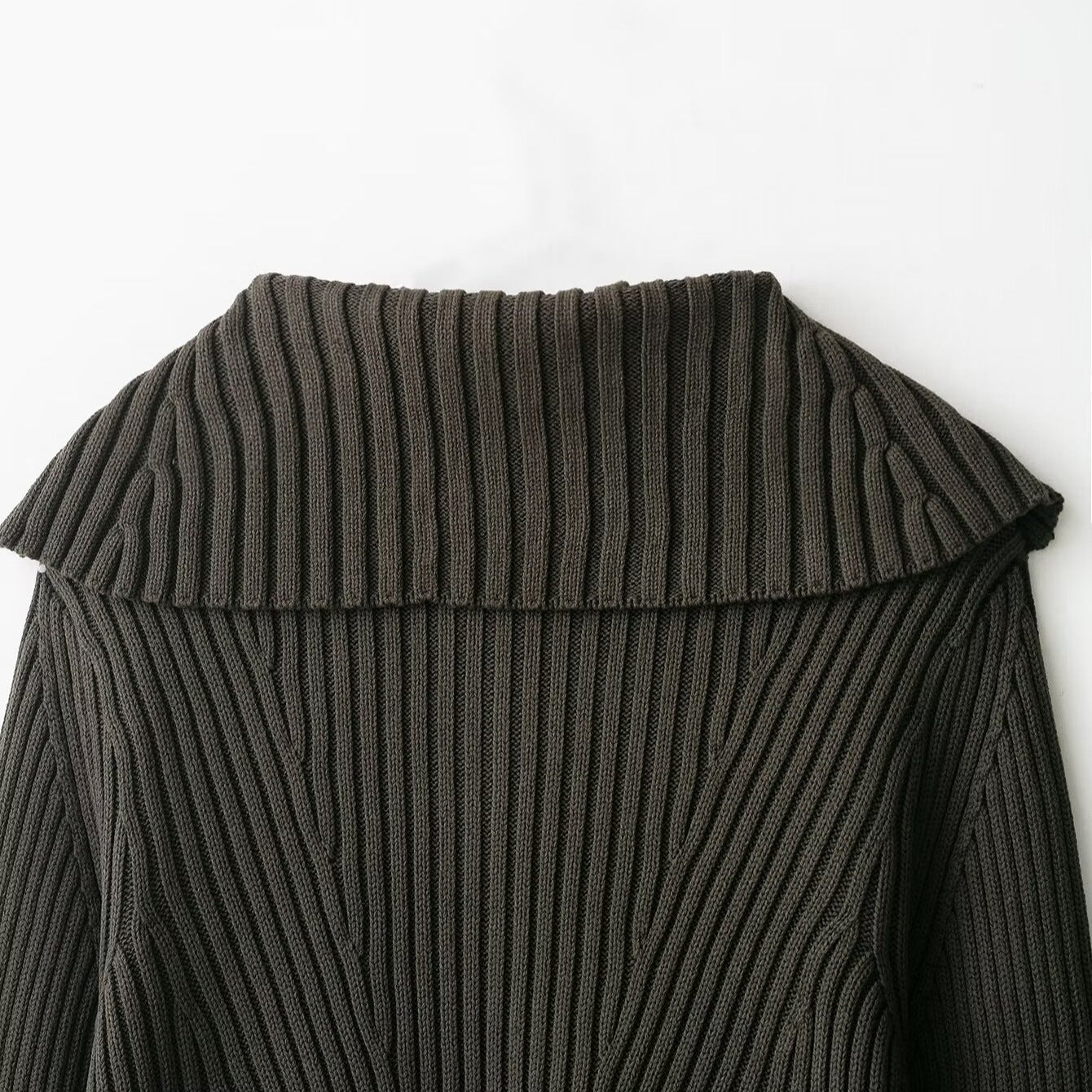 Dames gilet en maille cropped avec un élégant motif en côtes Chic und Stil