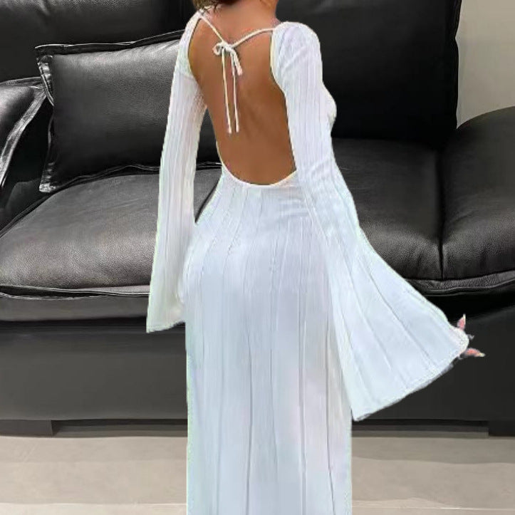 Robe midi à manches longues pour femmes avec décolleté dos profond et fines rayures Chic und Stil