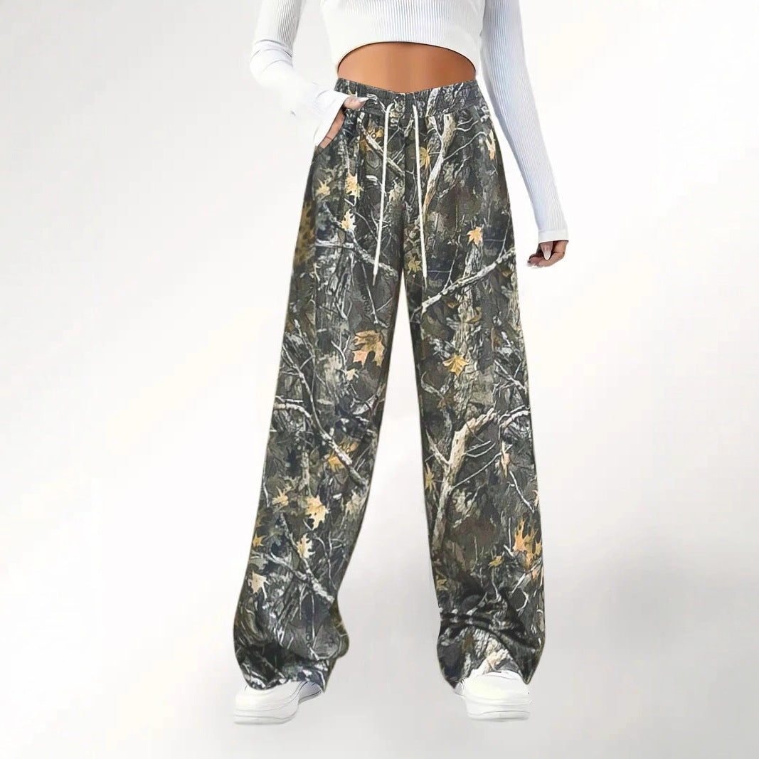 Camouflage palazzo pants for women with elastic waist and comfortable fit Chic und Stil