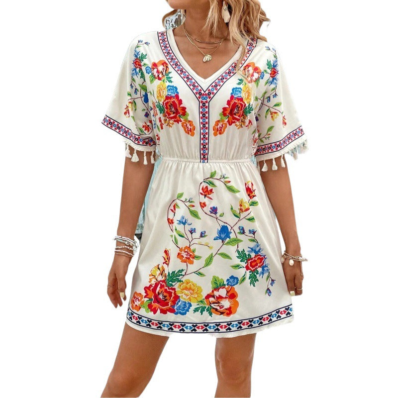 Robe de loisirs pour femmes avec un design floral et des manches à franges Chic und Stil