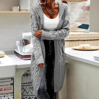 Dames gros tricot cardigan avec poches latérales et design en torsade structuré Chic und Stil