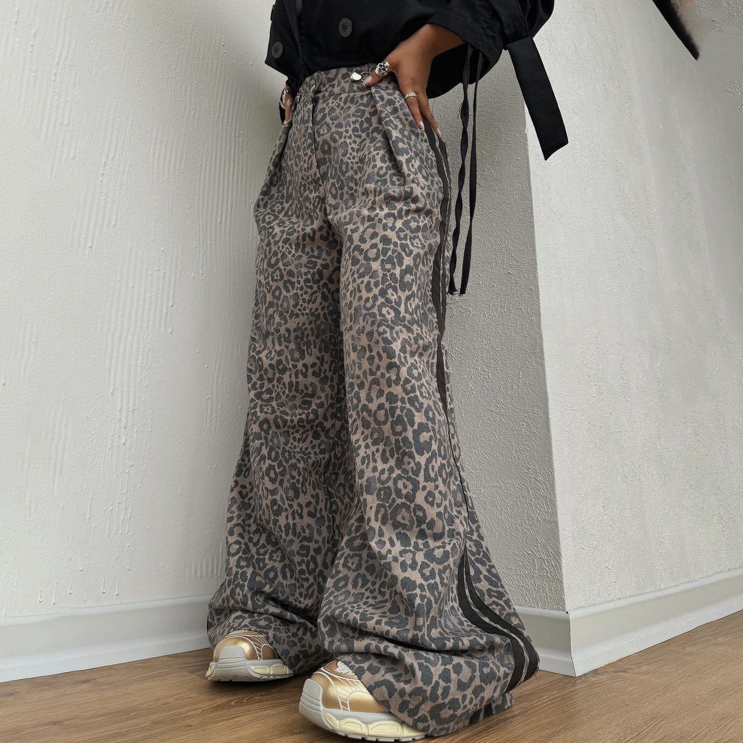 Chic and Stylish Women's Leopard Print Casual Pants with Side Stripes