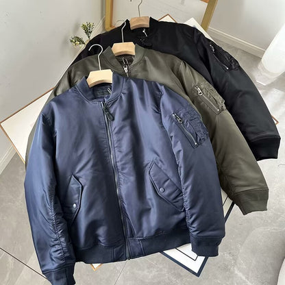 Veste aviateur en faux cuir intemporelle pour femmes avec poches pratiques Chic & Stil