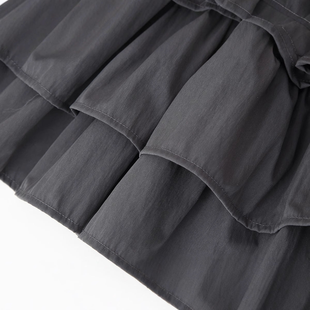 Robe à manches longues pour femmes avec ourlet à volants Chic und Stil