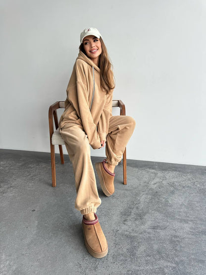 Chic and Style Women's Polar Lounge Pants and Hoodie Set