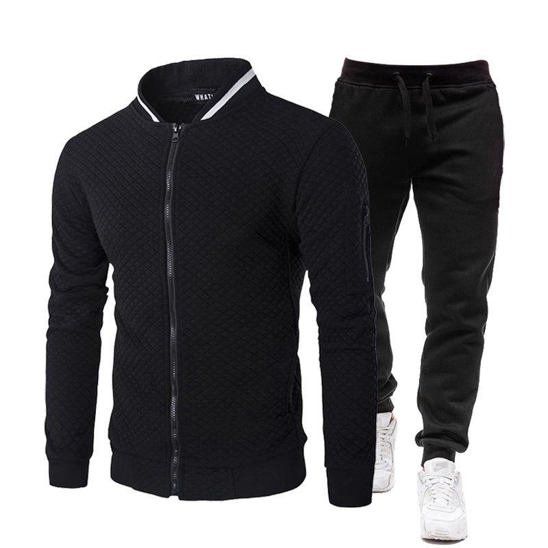 Stylish training jacket for men with high collar and chic sports pants