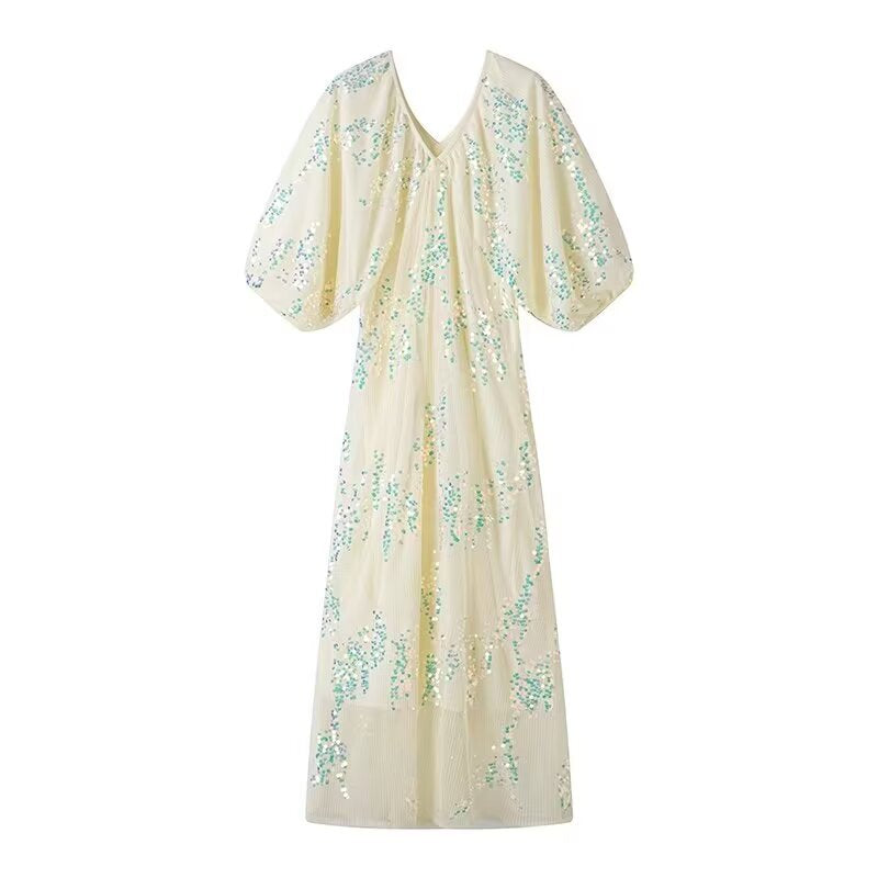 Robe maxi pour femmes avec de volumineuses manches bouffantes et un design en strass floral Chic und Stil