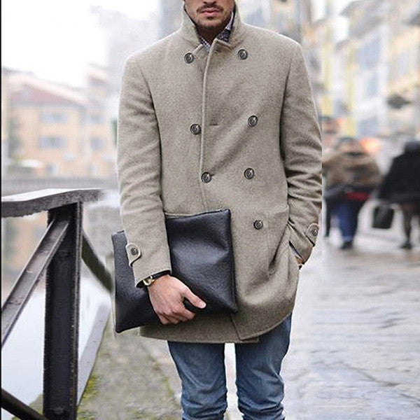 Elegant wool duffle coat for men with double-breasted buttons and practical pockets Chic and Style