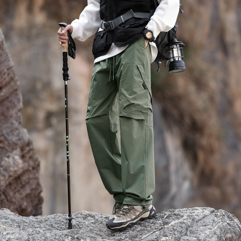 Outdoor Cargo Pants for men with adjustable waist and practical side pockets Chic and Style