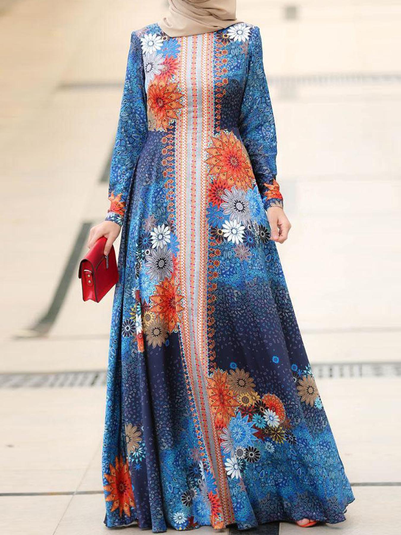 Robe maxi femme avec accents floraux et coupe élégante et fluide Chic und Stil