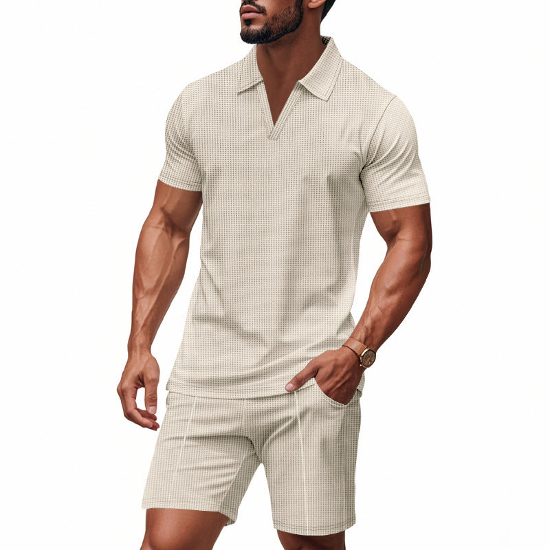 Ensemble polo pour hommes et shorts avec col en V à la mode Chic und Stil