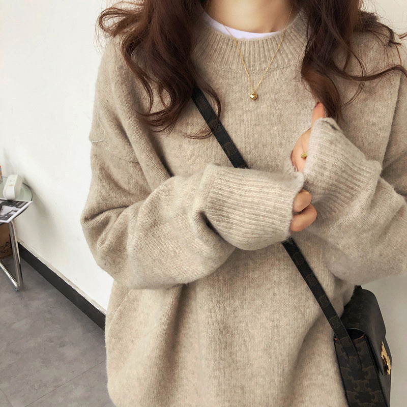 Ladies oversized knit pullover with wide fit and high edges Chic und Stil