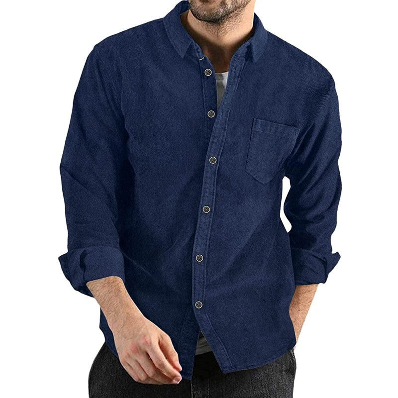 Chemise décontractée en corduroy pour hommes avec poche poitrine et col à la mode Chic und Stil