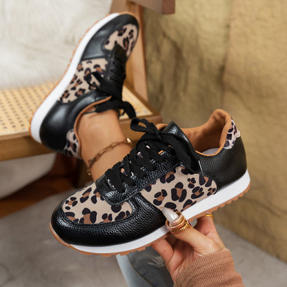 Baskets pour femmes avec motif léopard et semelle respirante Chic und Stil