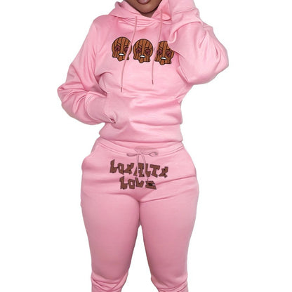 Sweatshirt and jogging pants set for women with creative Christmas pattern and comfortable fit Chic und Stil