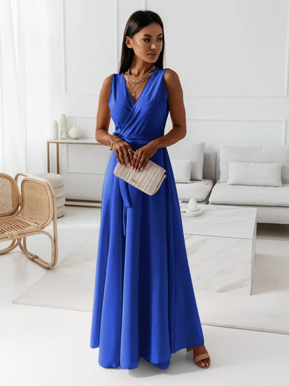 Robe maxi pour femmes avec look d'enveloppement et décolleté en V profond Chic und Stil