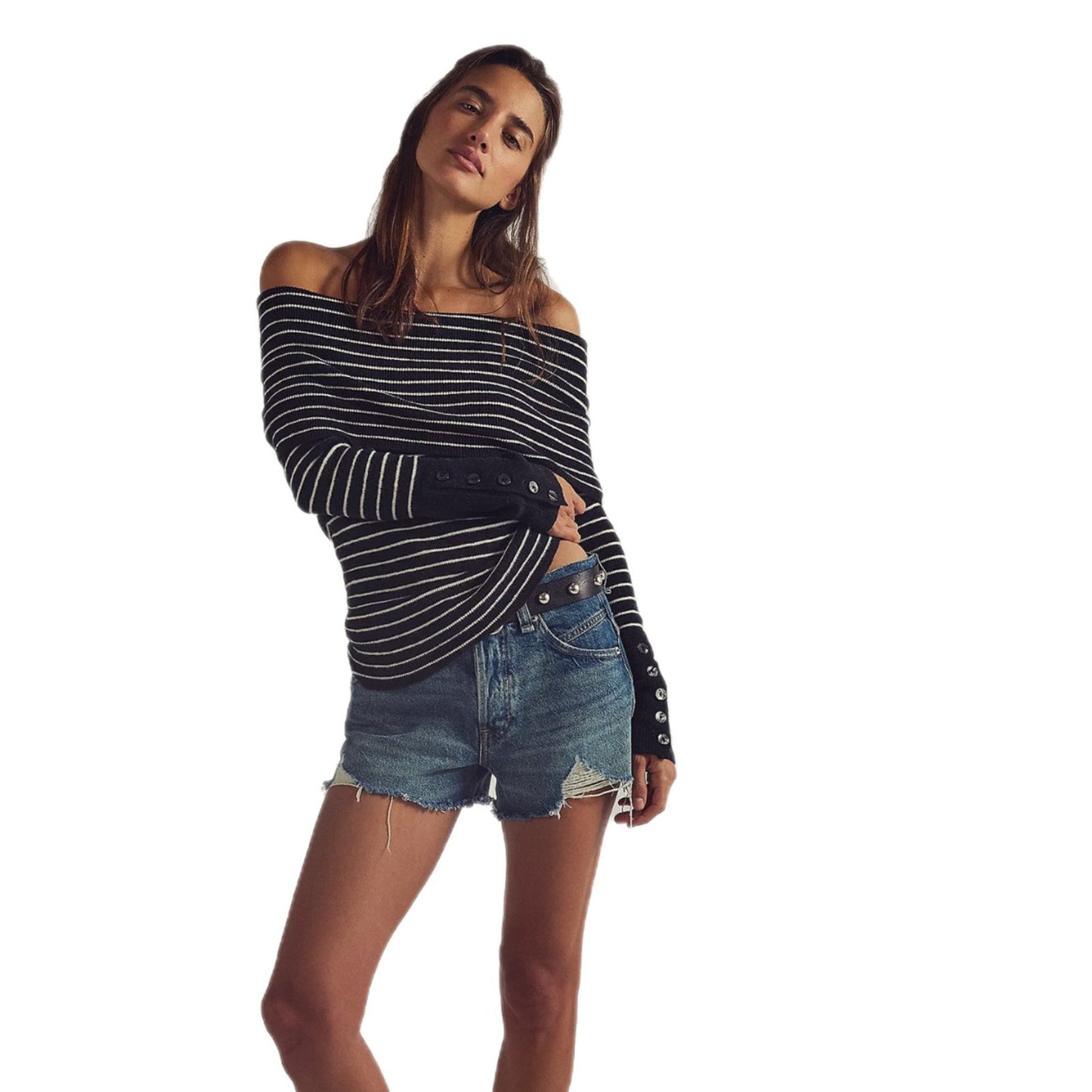 Pull off-épaule femme avec un motif rayé moderne et des détails de boutons Chic und Stil