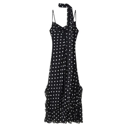 Robe d'été pour femmes avec un design à pois ludique et un ourlet froncé raffiné Chic und Stil