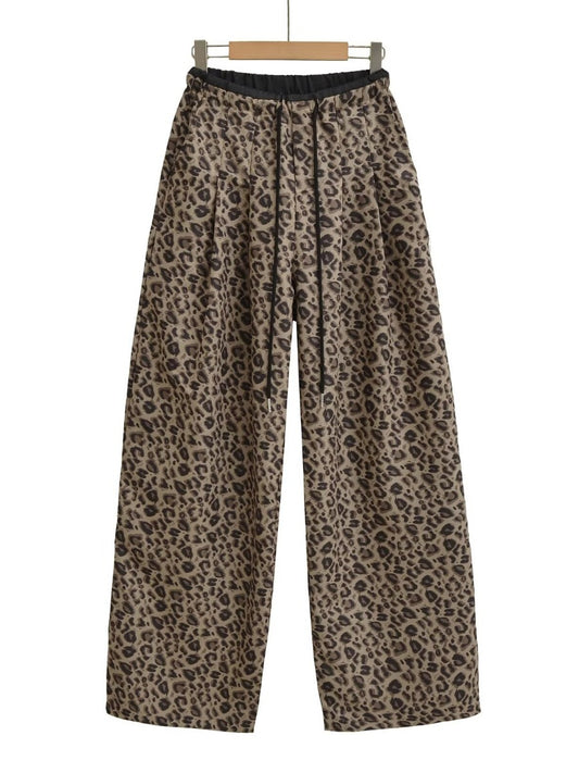 Trendy leopard wide-leg pants for women with elastic waistband and tie belt Chic and Style