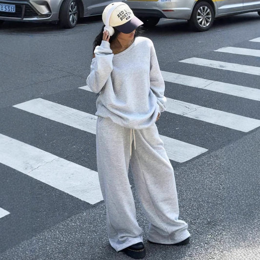 Chic and Style casual oversized sweatshirt set for women and casual jogging pants