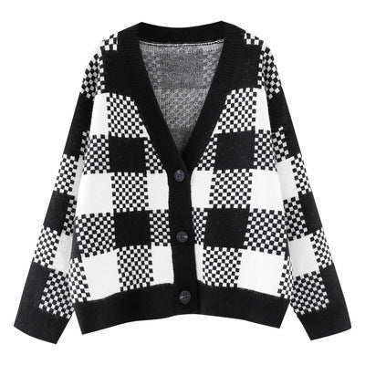 Dames gros tricot cardigan avec motif à carreaux contrastant et détails de boutons Chic und Stil
