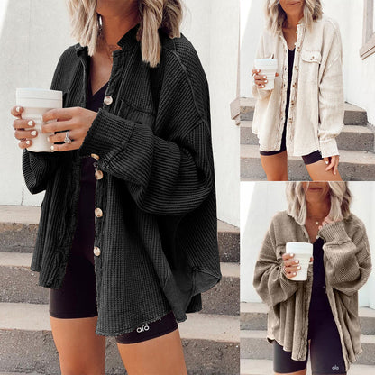 Dame Oversized Waffle-Shirtjacke avec patte de boutonnage et poches pratiques Chic und Stil